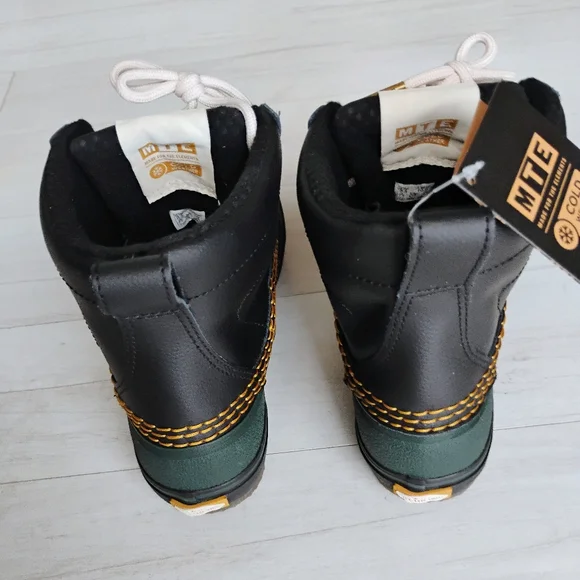 VANS NEW Standard Mid Snow MTE Boots - Picture 7 of 13